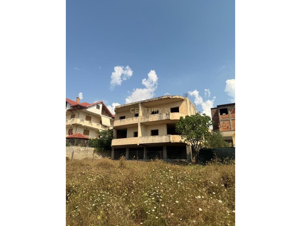Vilë 2-katëshe për shitje | Shkozet Rrashbull, Durrës