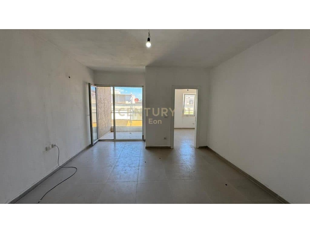 SHITET APARTAMENT 2+1+ POST PARKIMI NE GOLEM, DURRES - PALLAT I 2025!