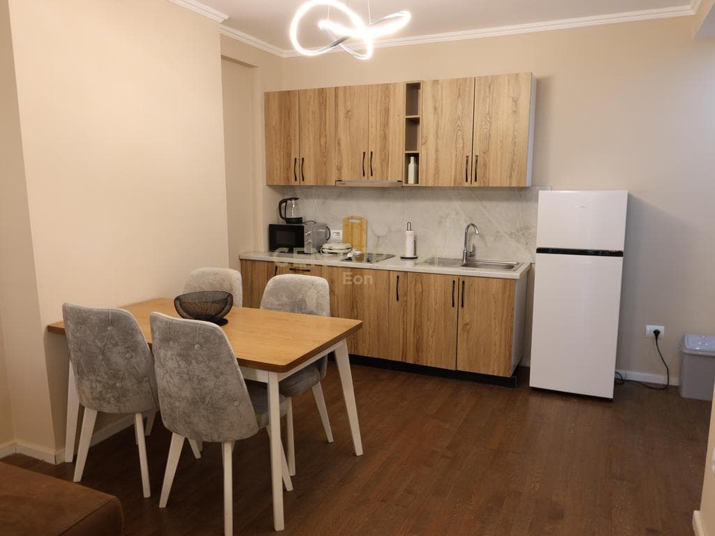 JEPET APARTAMENT 1+1 ME QIRA NE CURRILA, DURRES ! 4