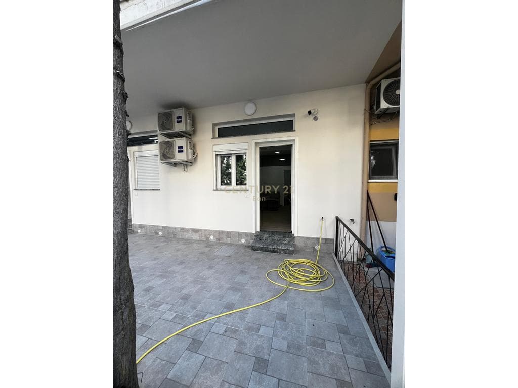 Apartament 1+1 Super investuar, 250 metra nga deti ,Golem -Verandë Private,dhe Lokacion Premium ! ÇMIMI : 70'000 Euro 2