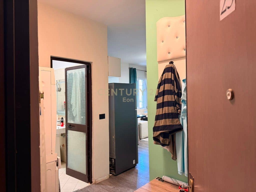 Apartament 1+1 në shitje në Plazh, Durrës ! 4