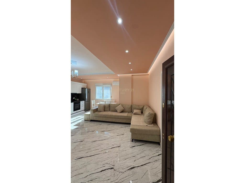 Apartament 2+1 Me Qira në Plazh, Durrës !