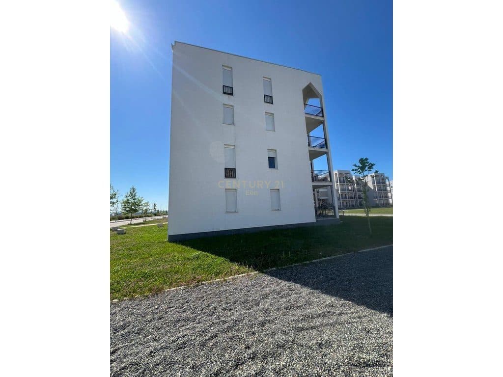 JEPET ME QIRA APARTAMENT 3+1+2 ME OBORR NE SPITALLE , DURRES !!! 3