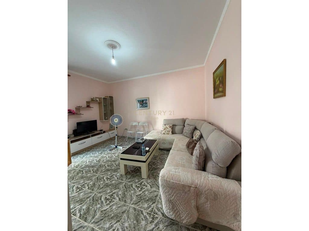 Apartament 1+1 Me Qira në Plazh Rrota e Kuqe, Durrës !