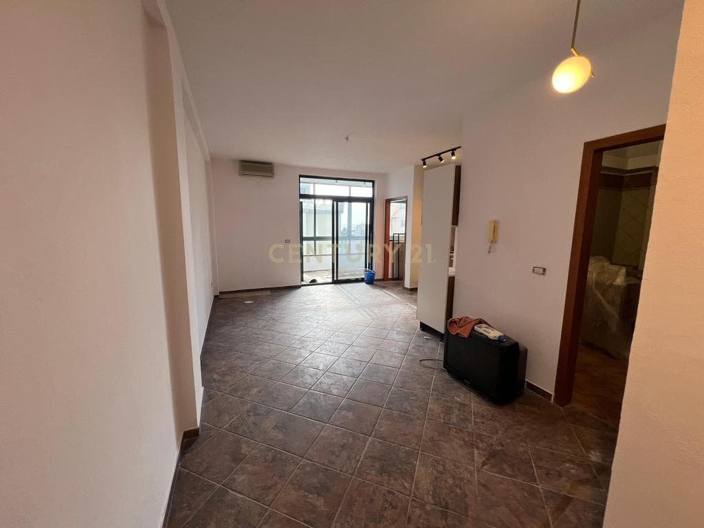 Apartament 1+1 në Shitje Me Pamje Deti në Plazh, Durrës !!! 2