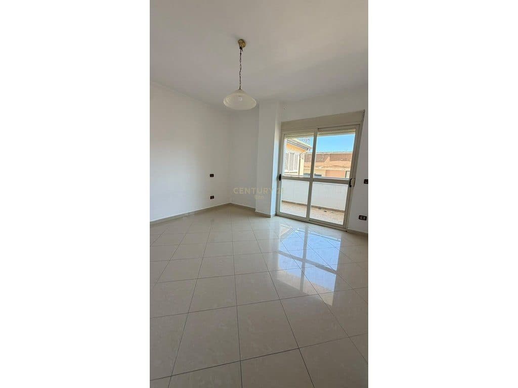 SHITET APARTAMENT 2+1+2 NE BULEVARD! 4