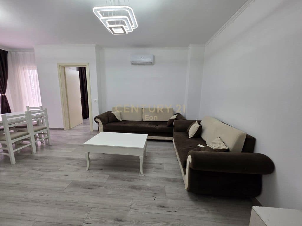 Apartament 2+1 Me Qera Në Durrës, Ish Fabrika e Bukës ! 4