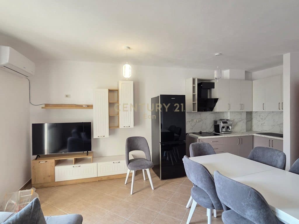 Apartament 2+1 Në Shitje në Plazh, Durrës vetem 50 prane Detit !!