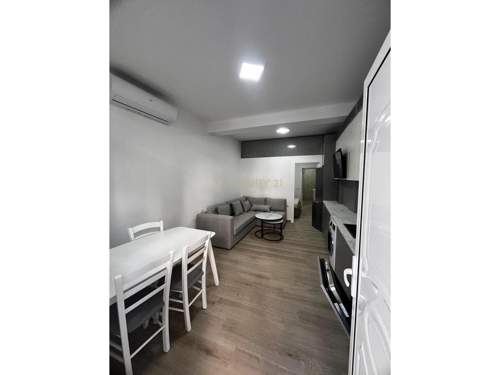 Apartament 1+1 Super investuar, 250 metra nga deti ,Golem -Verandë Private,dhe Lokacion Premium ! ÇMIMI : 70'000 Euro 3