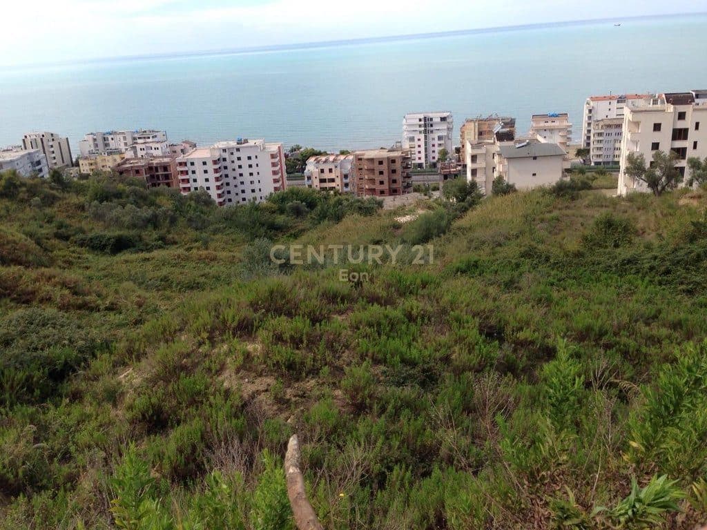 SHITET TOKE ME PAMJE DETI TEK SHKEMBI I KAVAJES , DURRES!