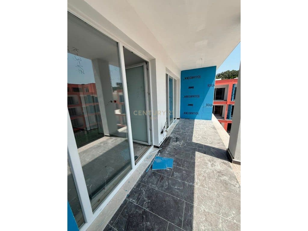 Shitet Apartament 1+1 në SunSea Residence ! 3