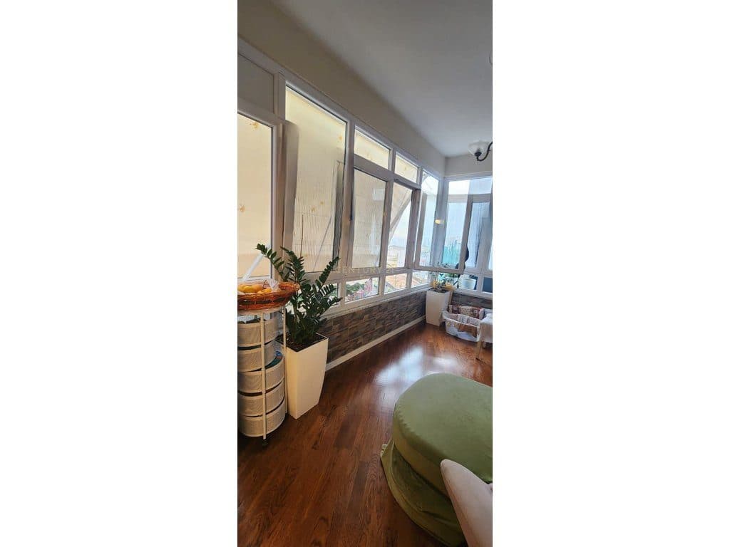 JEPET ME QERA APARTAMENT 2+1+2 PRANE AMFITEATRIT, DURRES ! 2