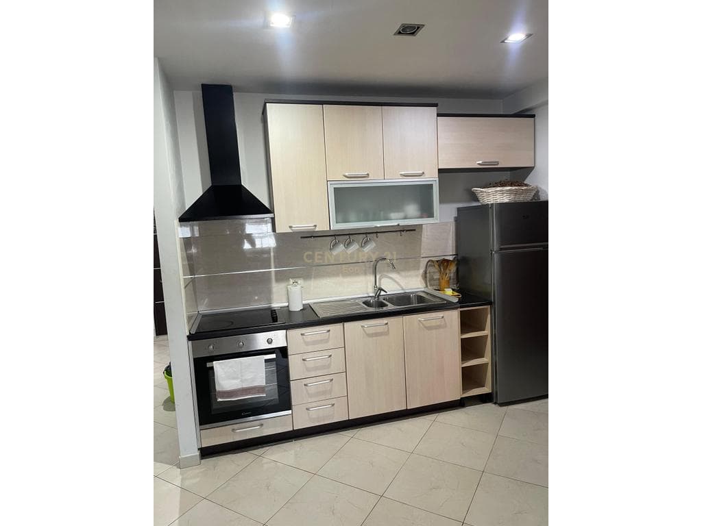 JEPET ME QIRA APARTAMENT 2+1 NE SHKEMBIN E KAVAJES ME PAMJE DETI ! 4