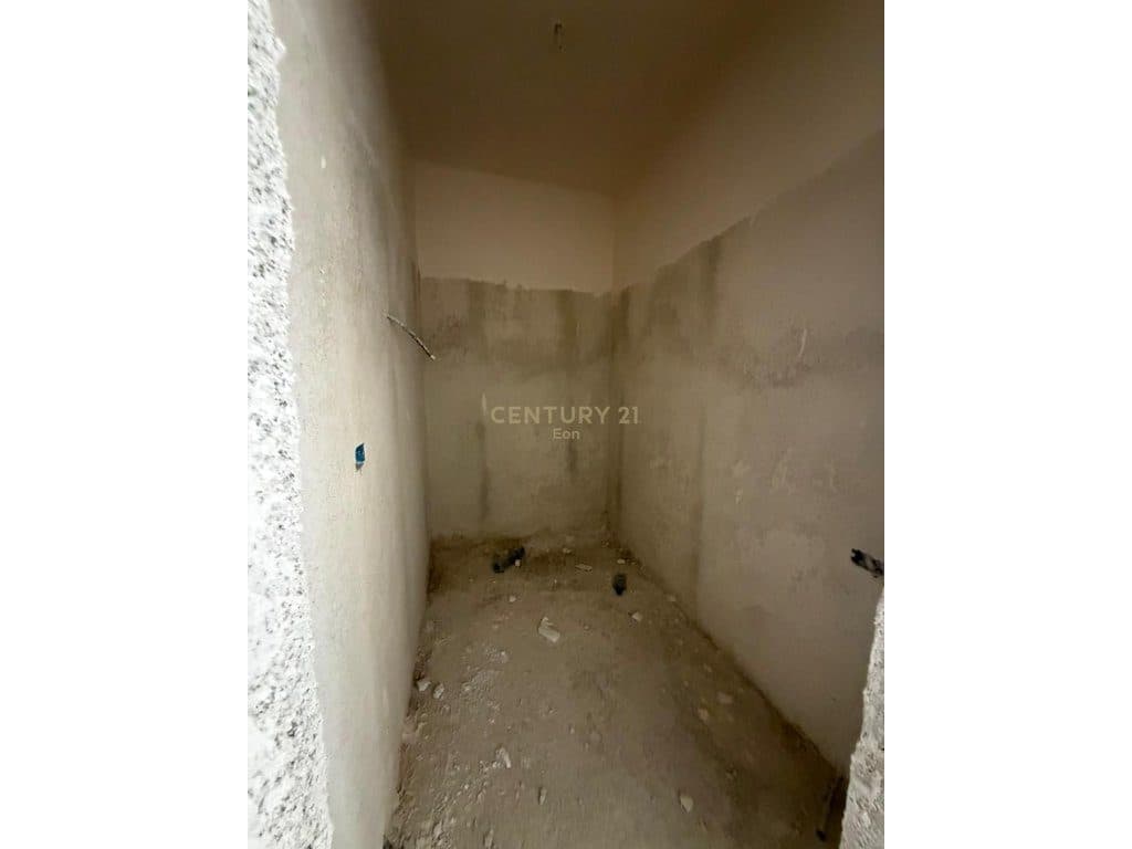 Apartament 1+1 Në Shitje në Mali i Robit, Durrës ! 3