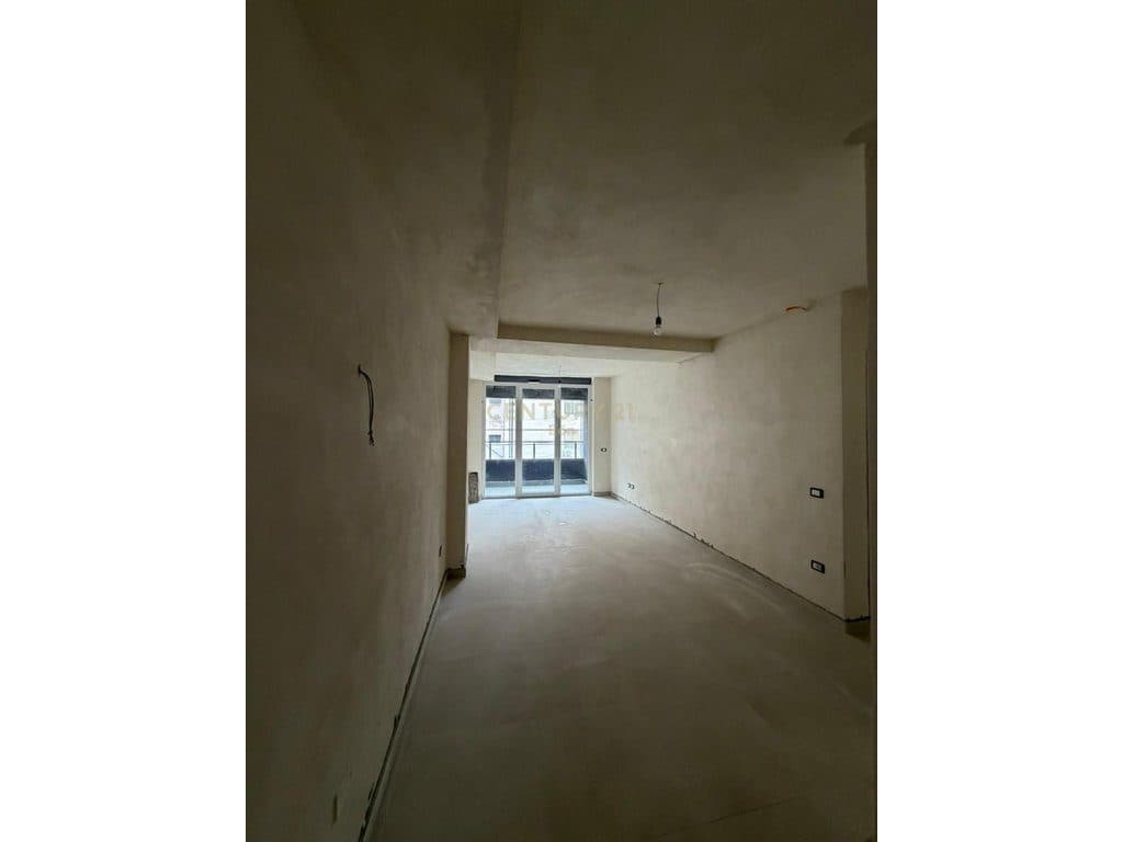 SHITET APARTAMENT 1+1 MONTEVIDEO RESIDENCE TE MALI ROBIT! 3