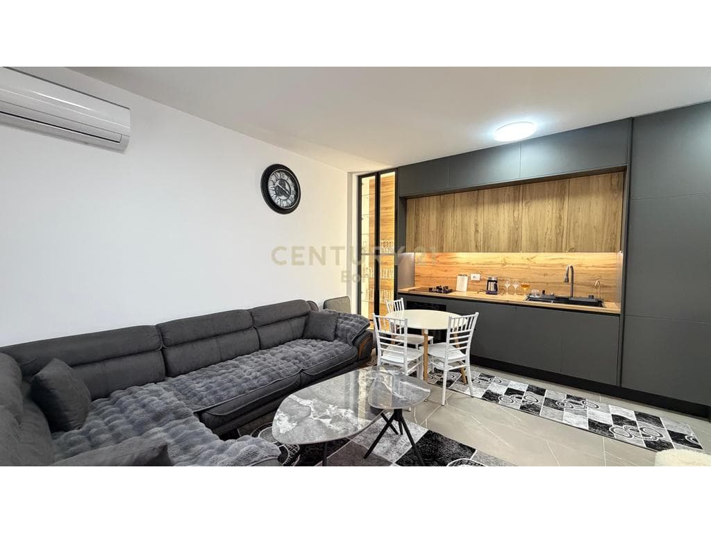 PËR QIRA APARTAMENT 1+1, GOLEM! 2