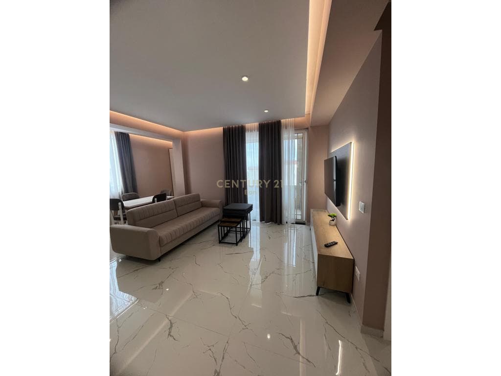 Apartament 2+1 Me Qira në Qendër Golem, Durrës ! 4