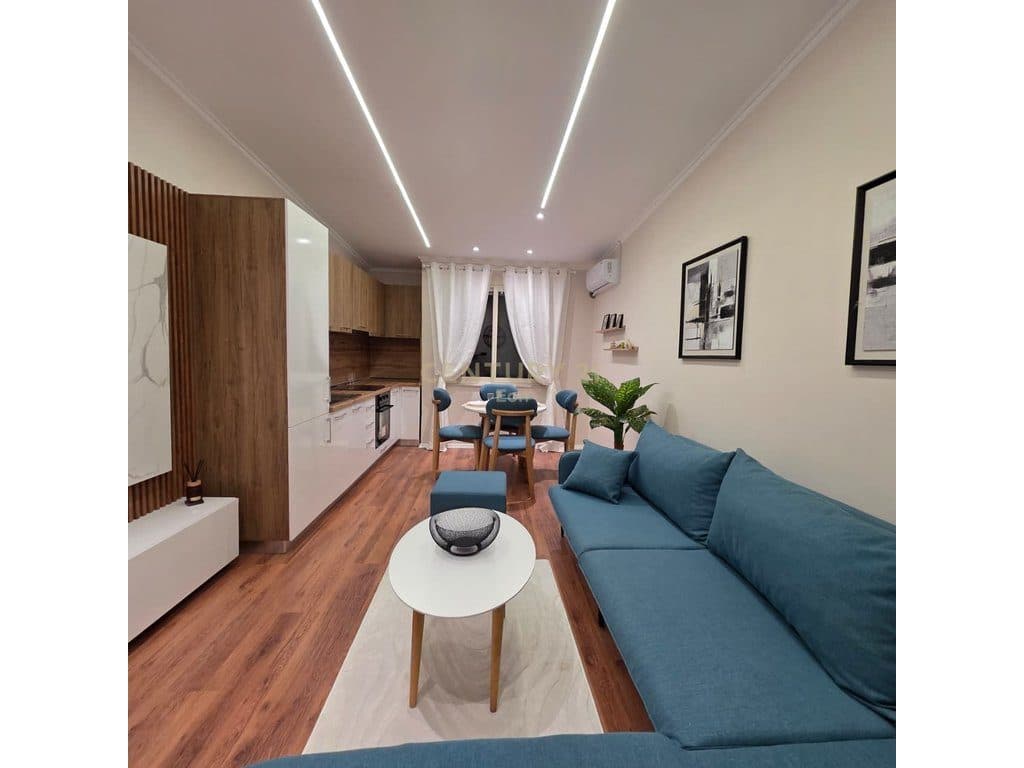 Shitet Apartament 1+1 – 100 m nga Plazhi, pranë Hotel Adriatik | Durrës 2