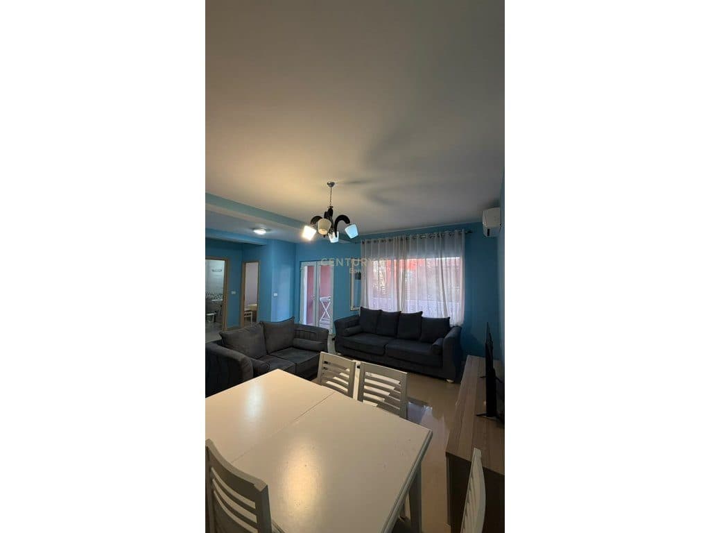 SHITET APARTAMENT 2+1 ME OBORR NE QERRET ! 3