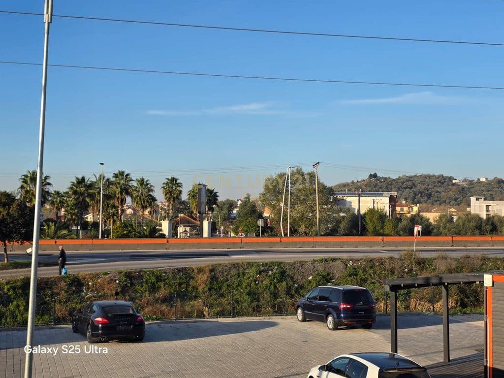 Ambient biznesi me Qira në Maminas, Durrës - 700€ | 120 m² 2