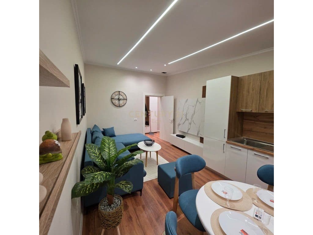 Shitet Apartament 1+1 – 100 m nga Plazhi, pranë Hotel Adriatik | Durrës