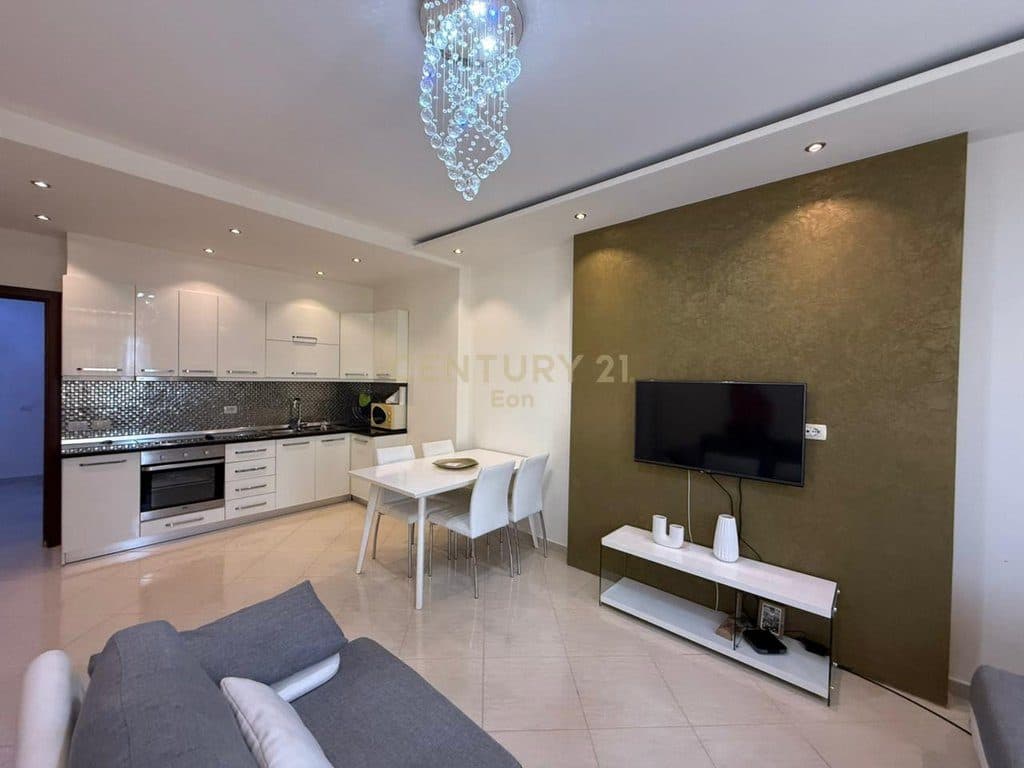 JEPET ME QIRA APARTAMENT 2+1 ME BALLKON, PRANE DREJTORISE SE POLICISE, DURRES ! 2