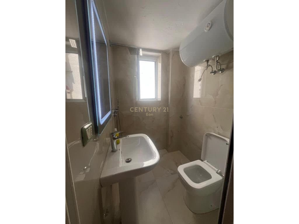 Apartament 1+1 Me Qira në Durrës! 4