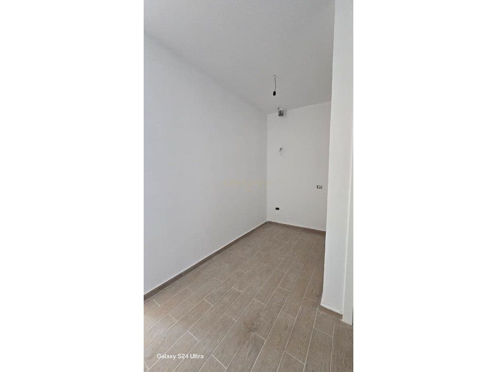 Shitet Apartament 1+1 në Spitalle, Durrës ! 3