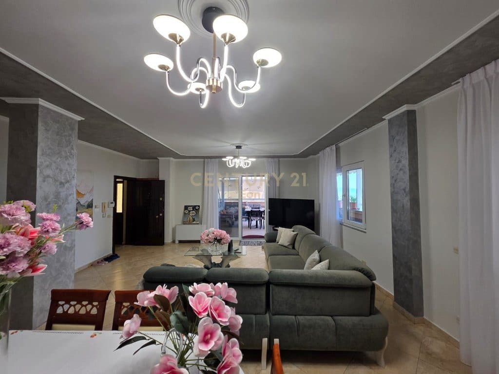 Penthouse ne Shitje, Durres Lagja Nr. 6 ! 2
