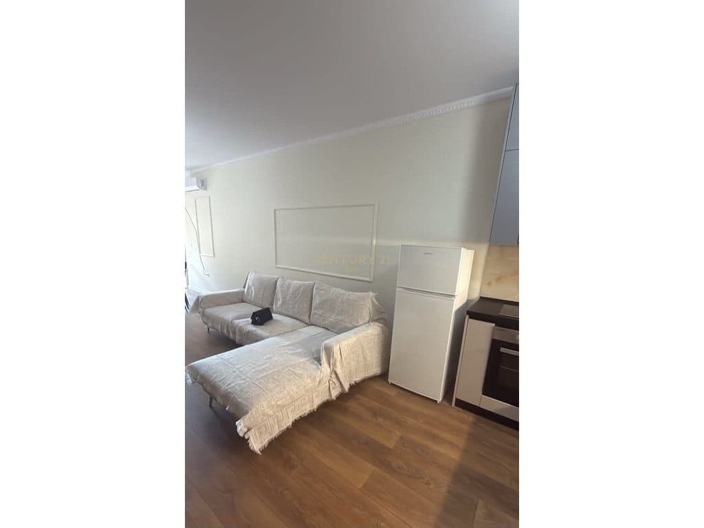 Apartament 1+1 Me Qira në Plazh, Durrës !