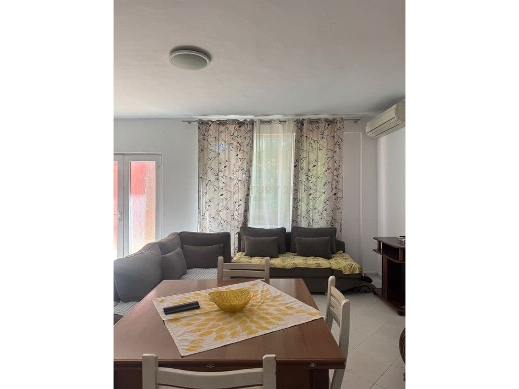 Shitet apartament 2+1 tek Rezidenca MAREA, Qerret ! 4