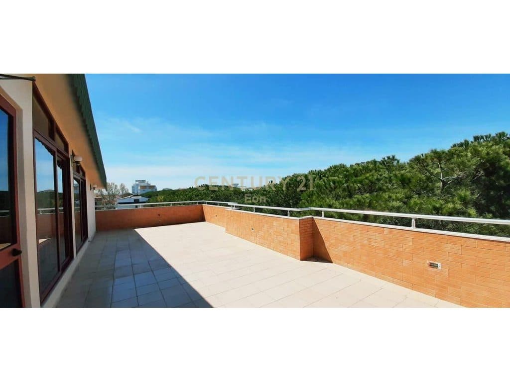 Apartament 2+1 Për Shitje në Golem, Durrës !! 2
