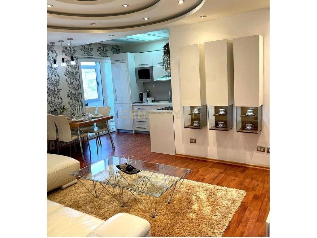 SHITET APARTAMENT 50M LARG DETIT TE SHKEMBI I KAVAJES, DURRES !!!