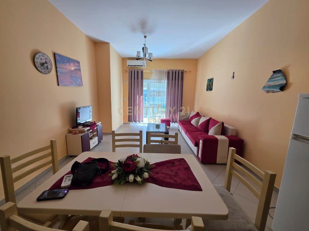 Apartament 1+1 Me Qira në Plazh Stacioni i parë, Durrës ! 3
