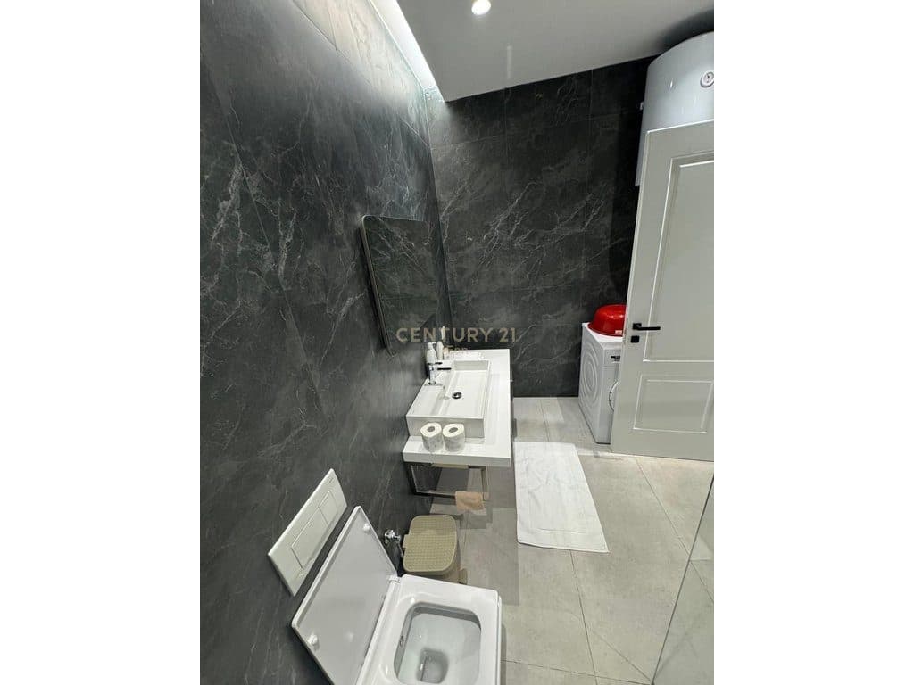 JEPET ME QIRA APARTAMENT 2+1 I ARREDUAR NE GOLEM PRANE PREMIUM HOTEL ! 3