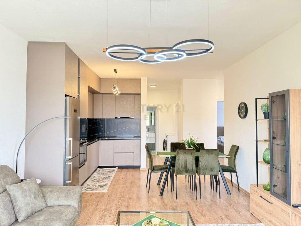 Apartament 2+1+2 Me Qira me Pamje Deti, Vollga Durrës - 900€ | 100 m²