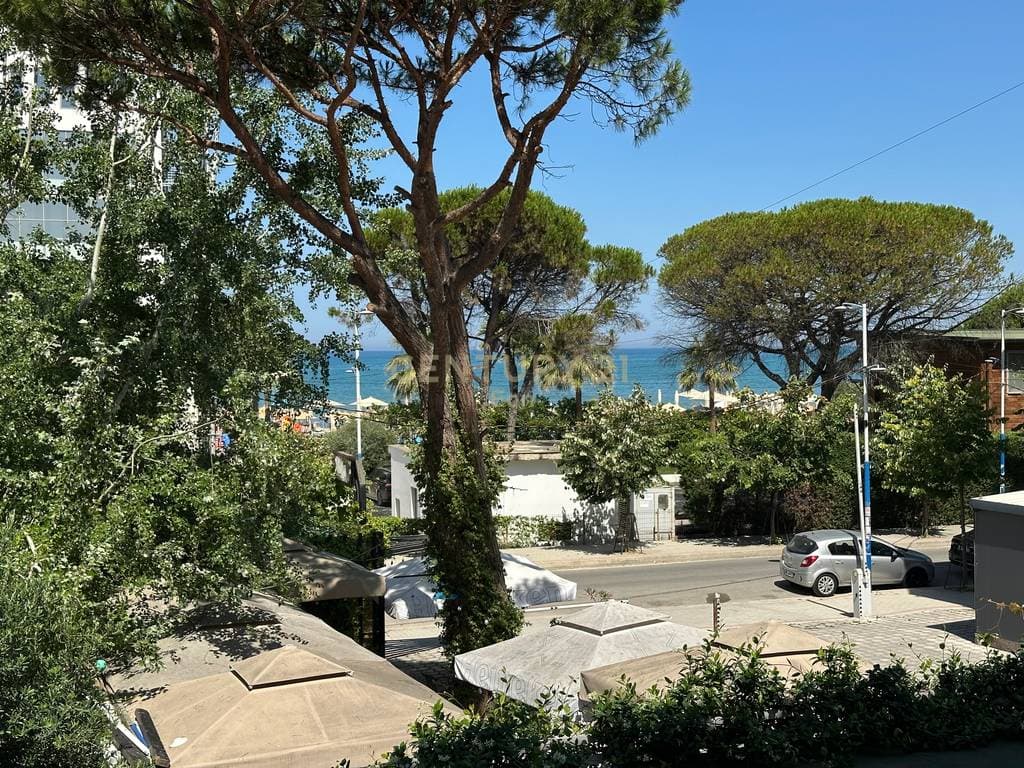 SHITET APARTAMENT 1+1 I MOBILUAR ME PAMJE DETI NE GOLEM, MALI ROBIT! 2