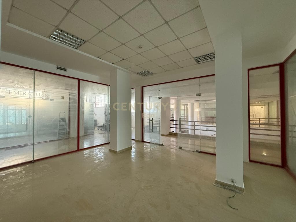 Ambient Komercial Për Shitje në Vollga, Durrës - 65,000€ | 55 m²