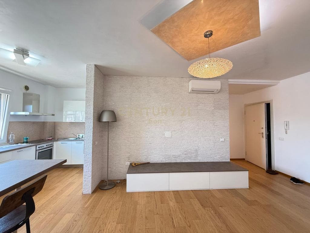 Apartament 2+1 me Depo për Shitje pranë UKD, Durres ! 4