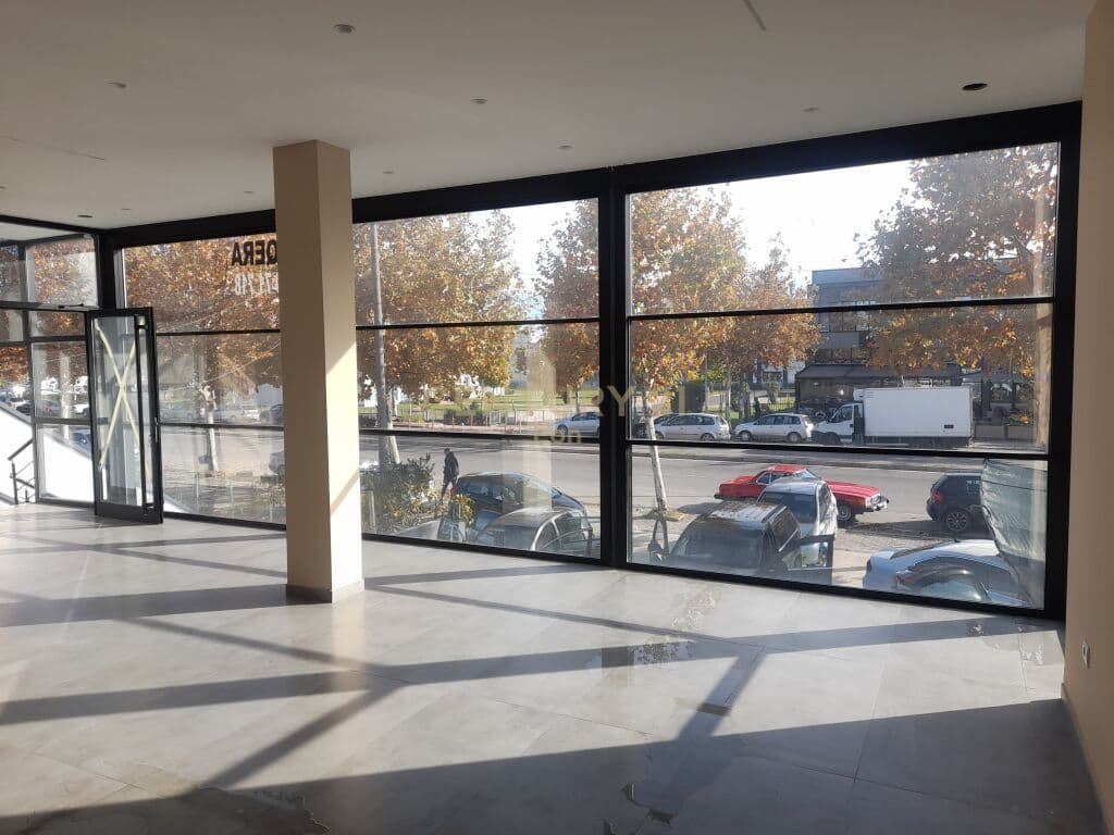 Jepet me qira ambient biznesi në Ish këneta, Durrës! 4