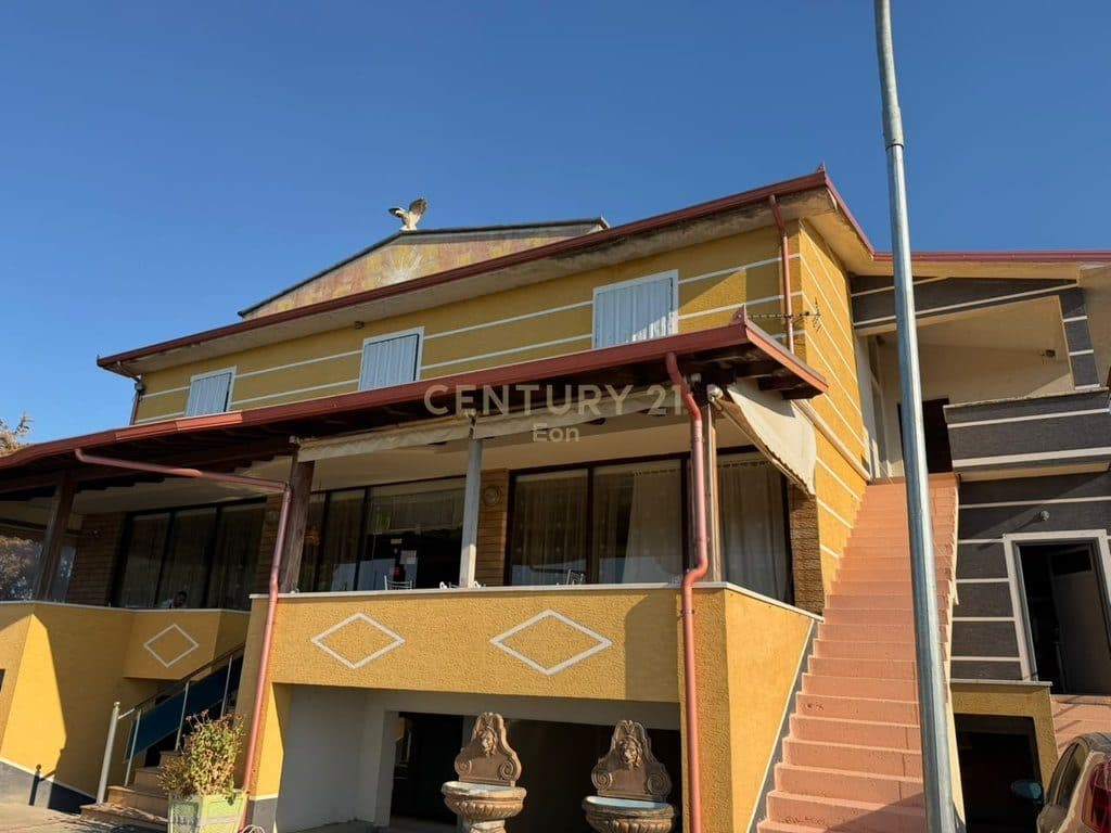 Pronë Ekskluzive në Çermë | Karburant + Gaz + Lavazh + Bar-Kafe | 1,104 m² | 400,000 €