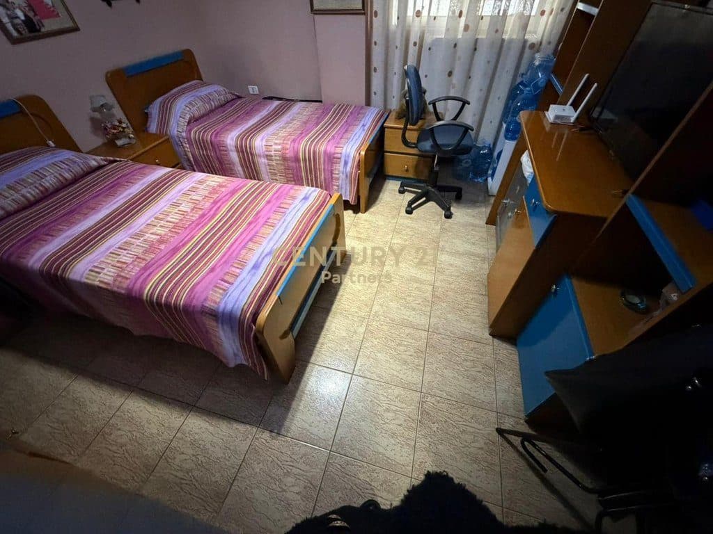 SHESIM APARTAMENT 2+1 NE RRUGE KAVAJES! 4