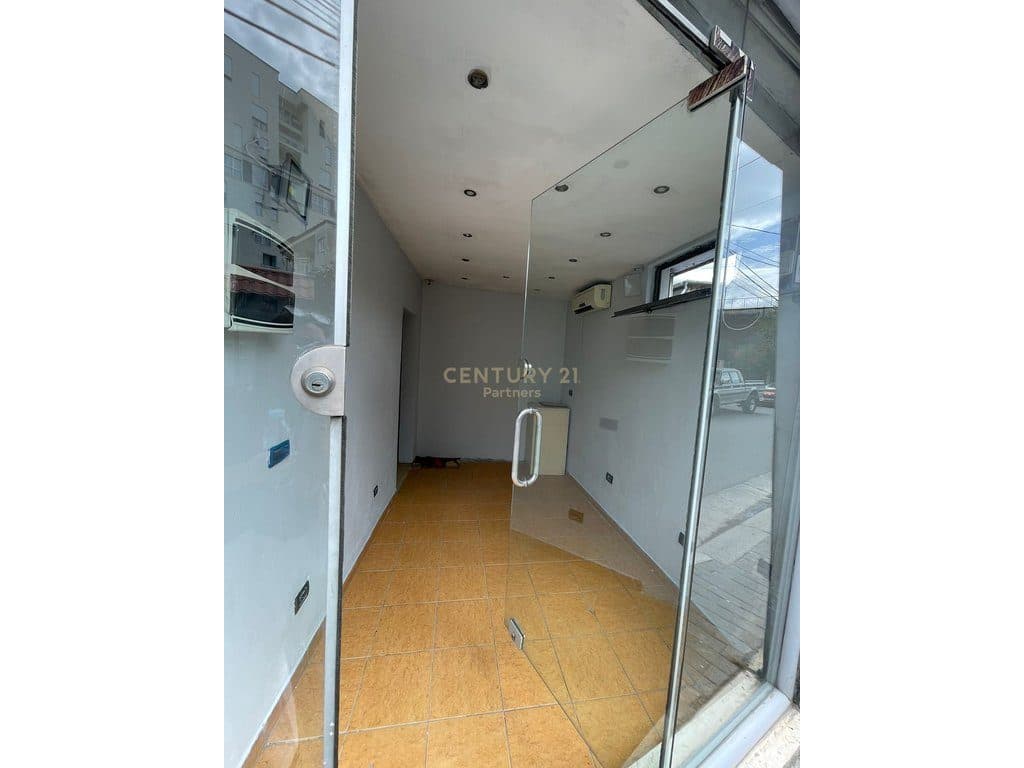 COMMERCIAL SPACE FOR SALE - SELITE 3