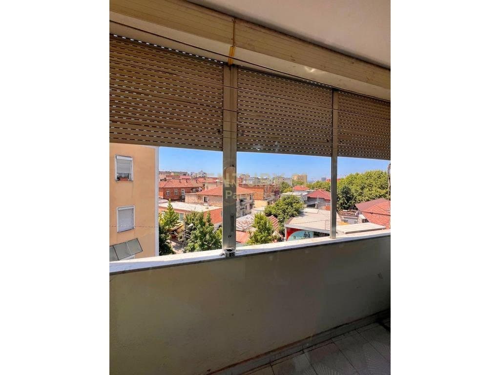 ‼️APARTAMENT 1+1 ME QIRA PRANË MEDRESSES ‼️ 4