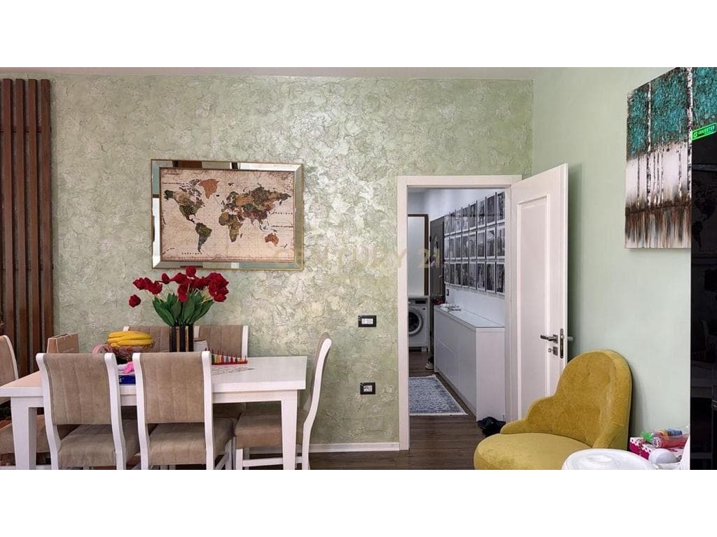 JAPIM ME QIRA APARTAMENT 2+1 NE FRESK ! 2