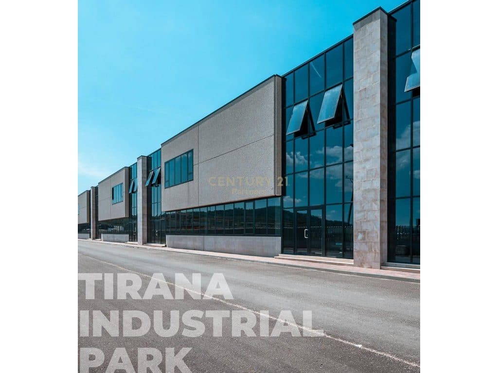 SHELTER FOR SALE AT TIRANA INDUSTRIAL PARK!