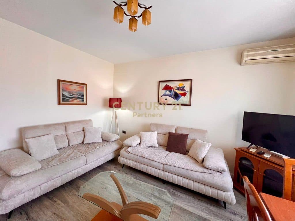‼️APARTAMENT 1+1 ME QIRA PRANË MEDRESSES ‼️