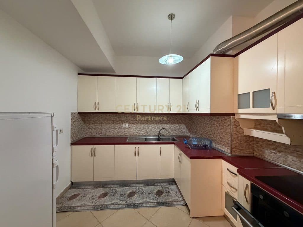 ME QIRA APARTAMENT 2+1 NË ASTIR! 2