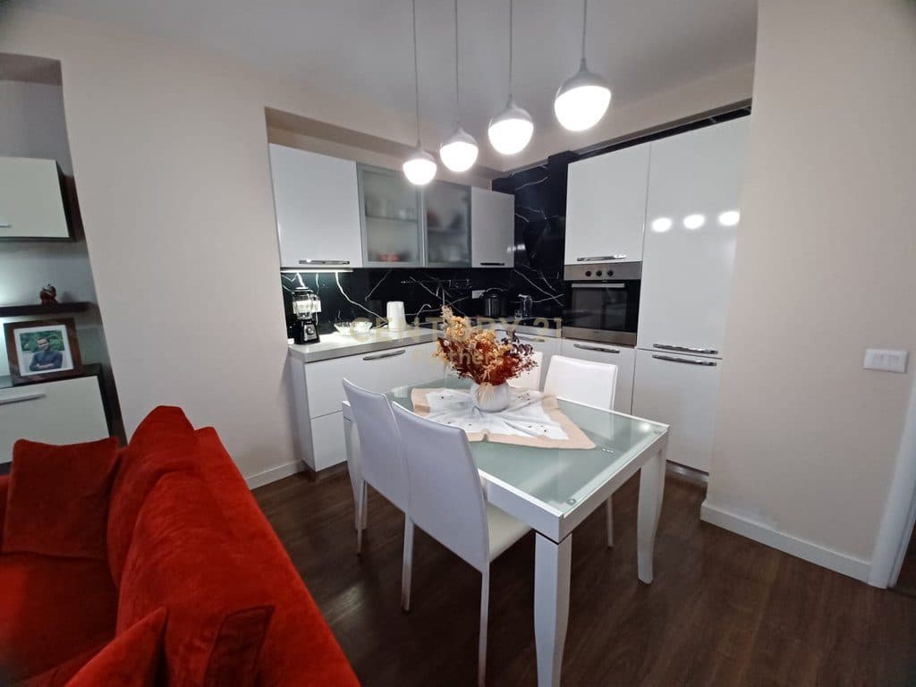 Shesim Apartament 2+1 me Post Parkimi – Zona QSUT 4