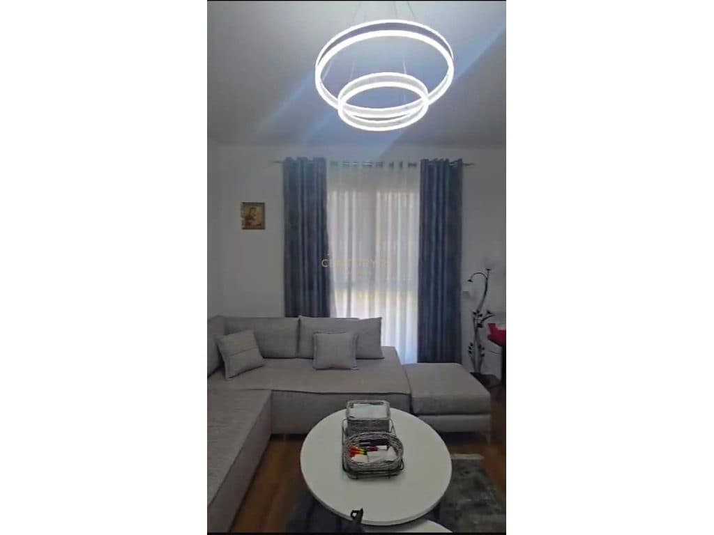 SHESIM APARTAMENT 1+1 NE PASKUQAN!